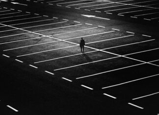 Ile kosztuje parking w skalnym mieście?