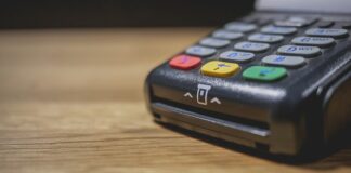 Ile trzeba zapłacić za 500 koron czeskich?