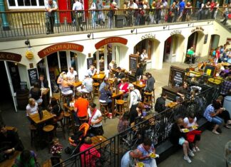 Co jedzą 100 latki?