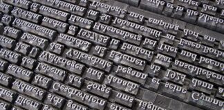 W jakim języku mówi się w Pradze?