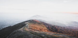 Ile czasu zajmuje zwiedzanie Skalnego Miasta w Czechach?